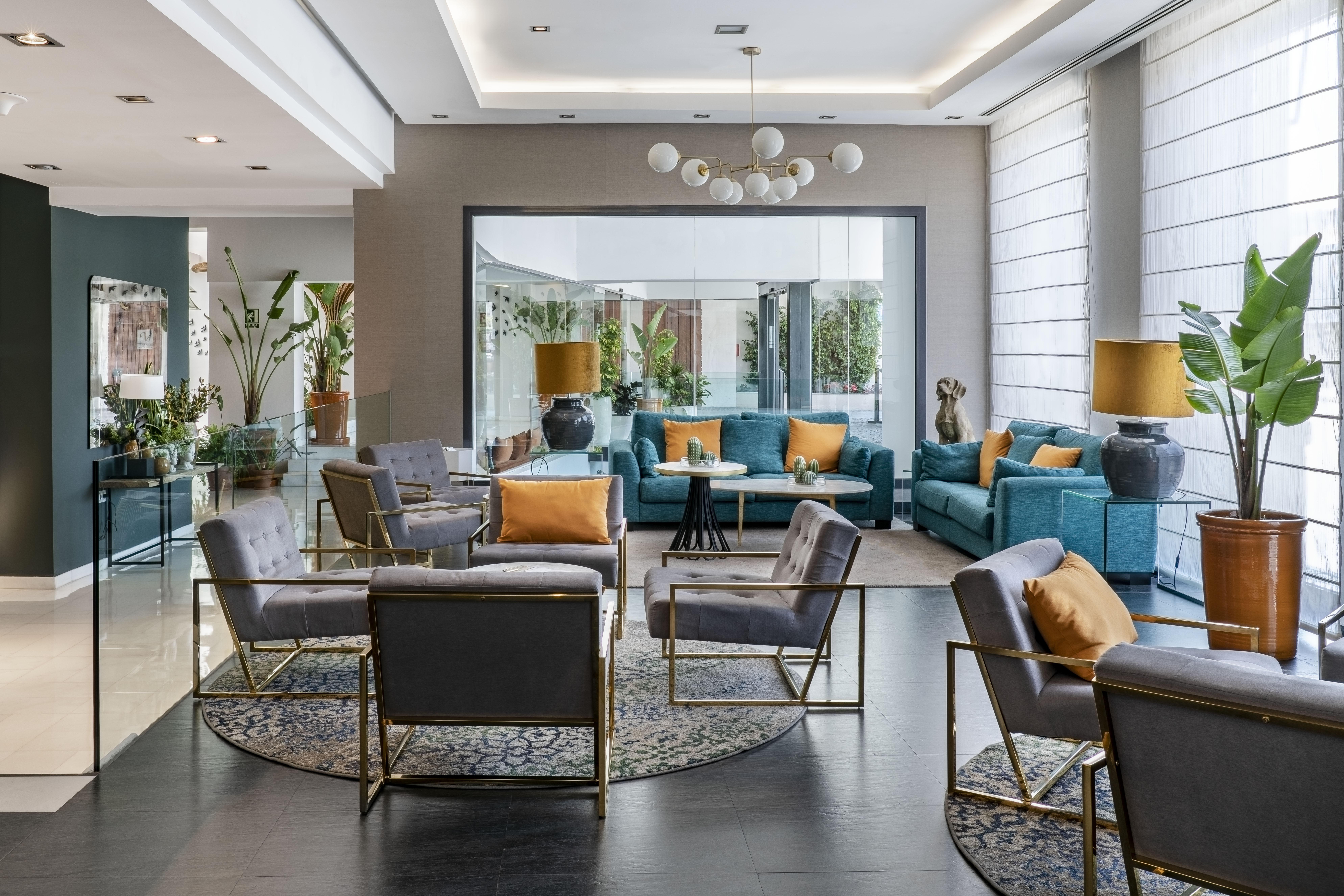 Vincci Seleccion Posada Del Patio Μάλαγα Εξωτερικό φωτογραφία The hotel's lobby