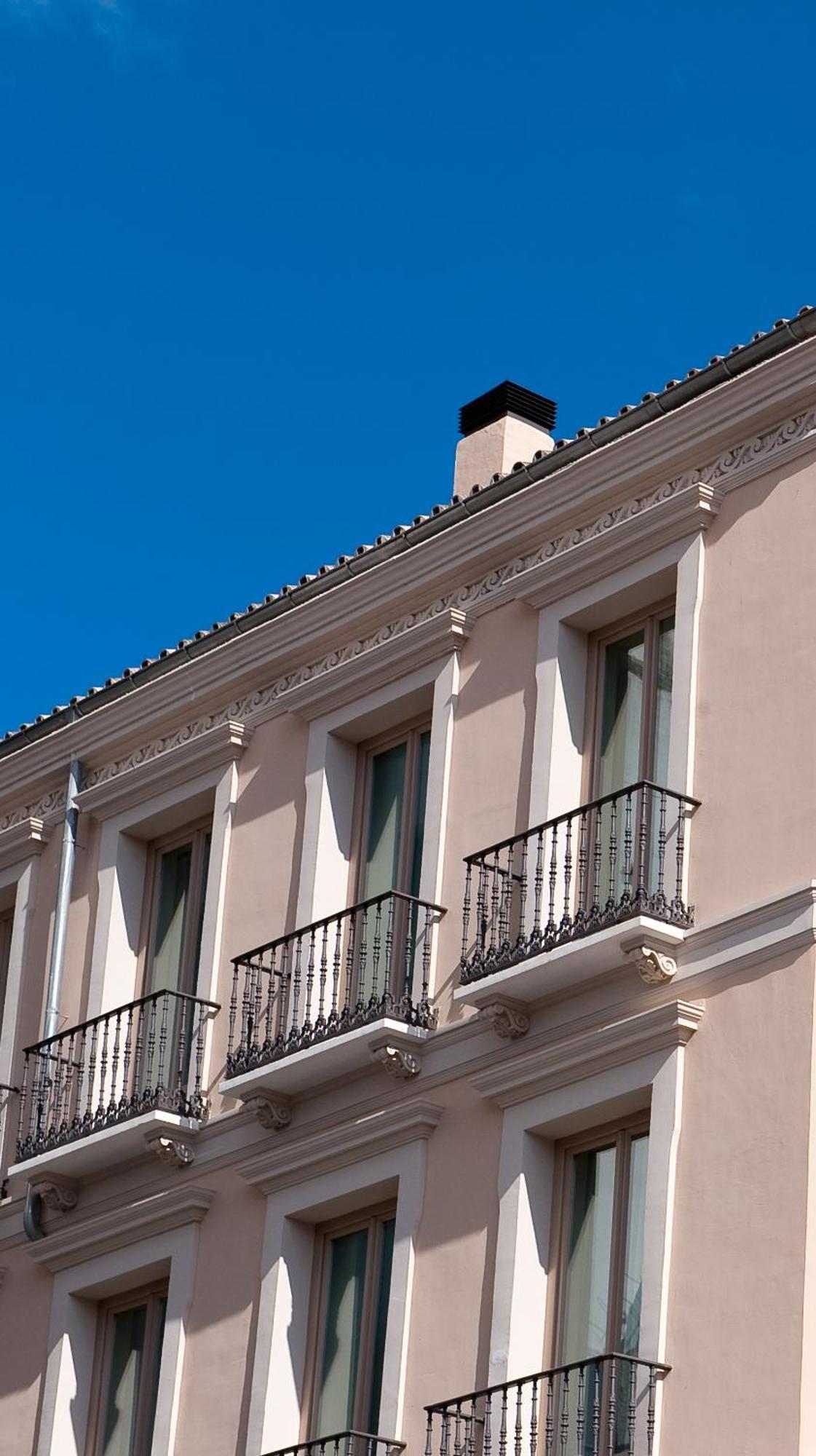 Vincci Seleccion Posada Del Patio Μάλαγα Εξωτερικό φωτογραφία The facade of the hotel